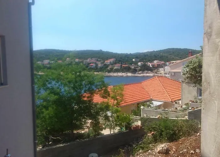 Apartment Adam Zavalatica